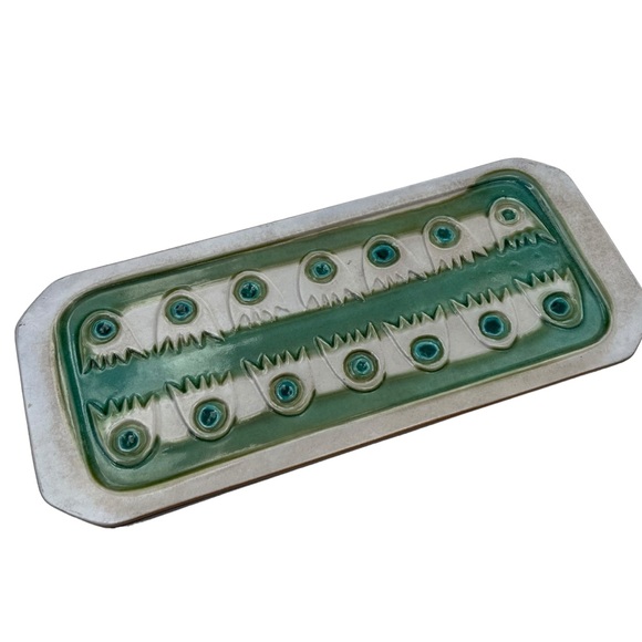 Vintage Midcentury Modern Bennington Pottery Lidded Casserole Dish, Rectangular - Picture 10 of 11